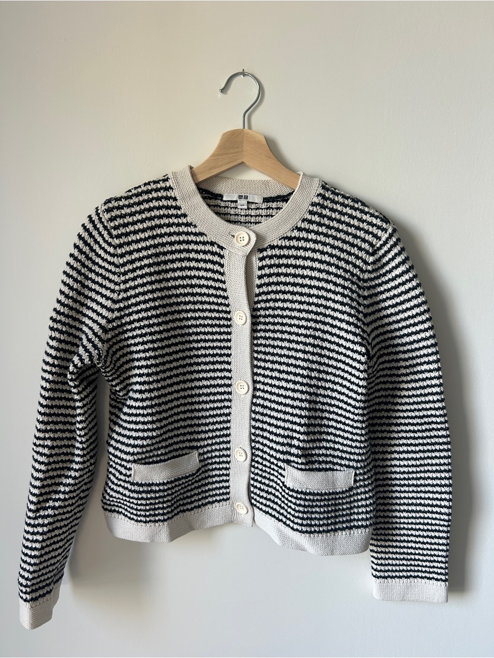 Uniqlo Black & White Striped Knit Cardigan